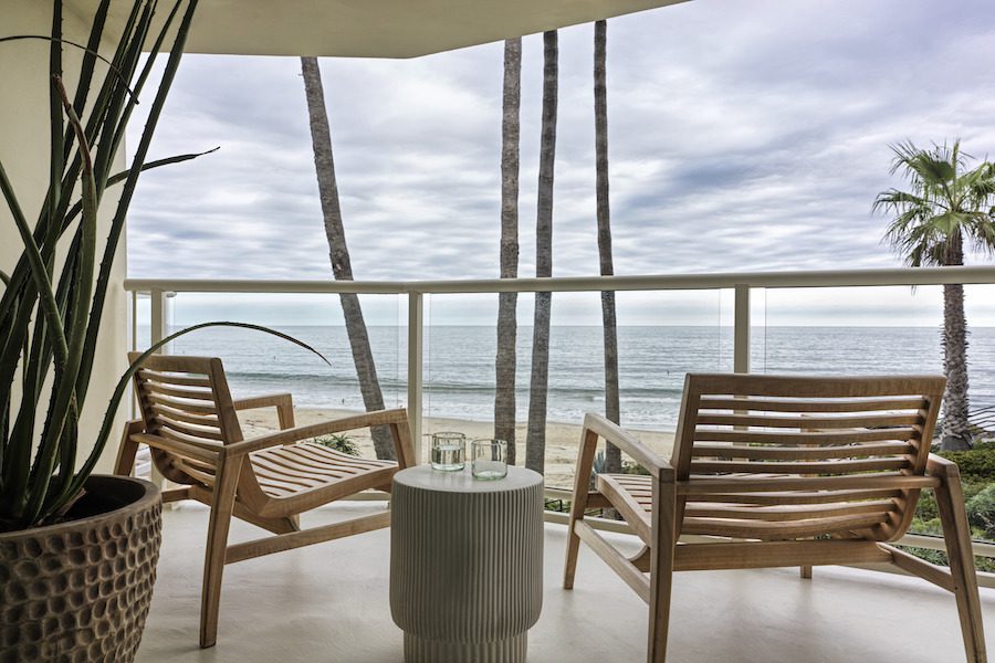 casa loma laguna beach guestroom balcony